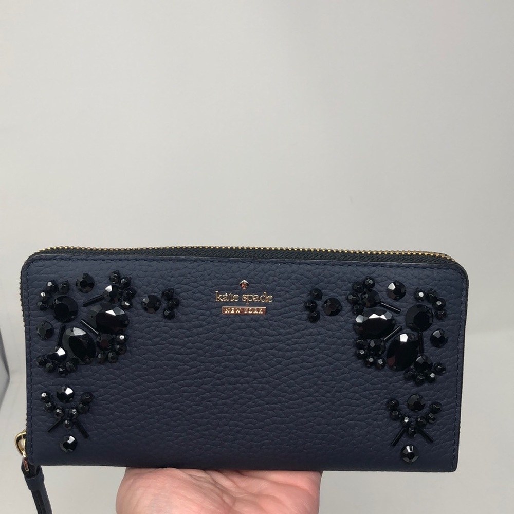 Nwt Kate Spade Neda wallet